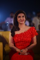 Honey Rose Stills From Veera Simha Reddy Pre Release